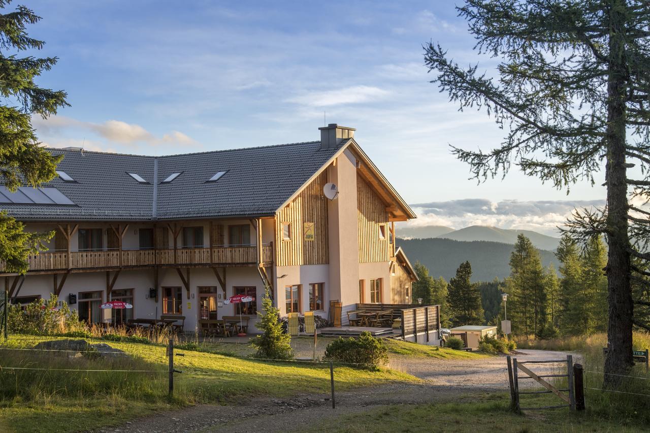 Jufa Hotel Hochrindl Buitenkant foto